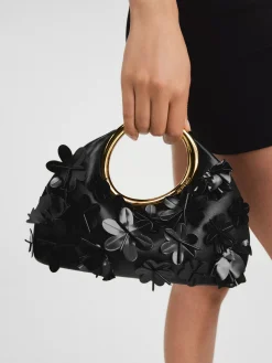 The small embroidered Calino