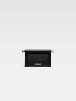 The small Rond Carré clutch