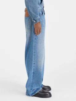 The wide de-Nîmes denim pants
